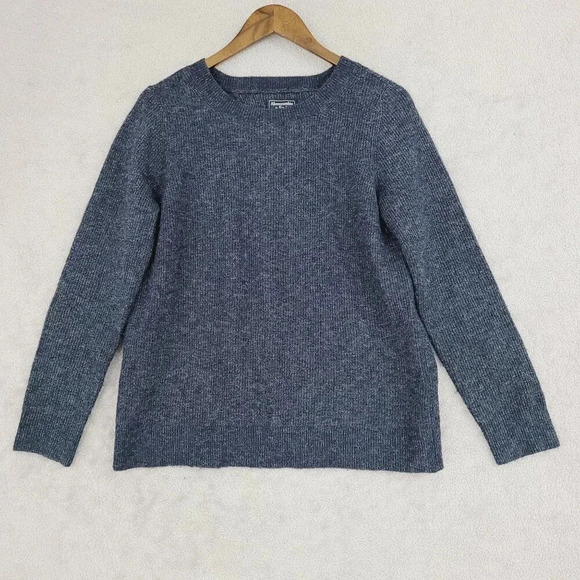 Abercrombie & Fitch Women's Knit Sweater M Slit back 11CT - Picture 1 of 7
